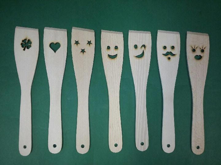 PIKUSA — spatule cu decupaj