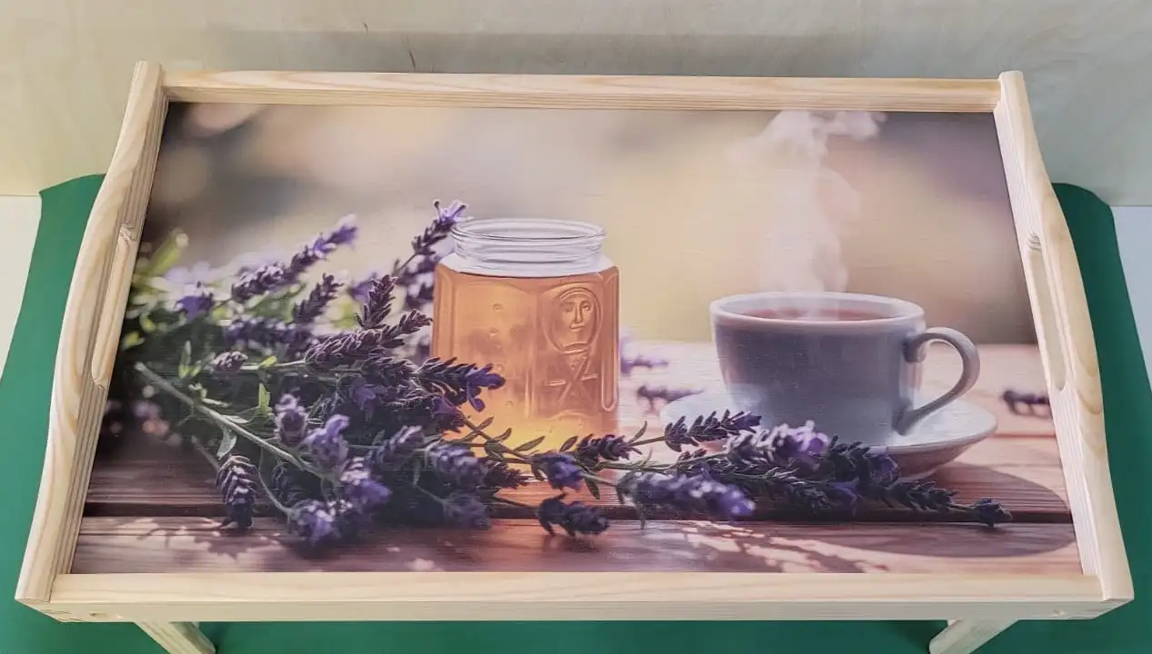 PIKUSA — tavă pentru micul dejun cu motiv de lavandă și miere